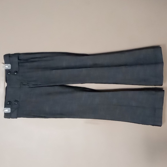 Gray Trousers with Elegant Design - Picture 1 of 9